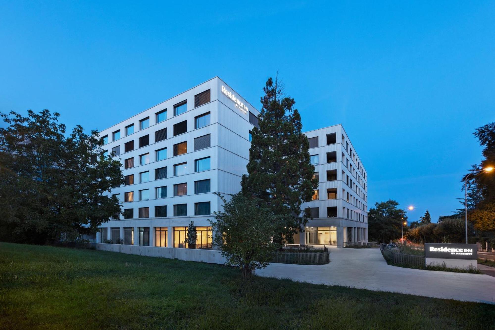 Residence Inn By Marriott Geneva City Nations Esterno foto