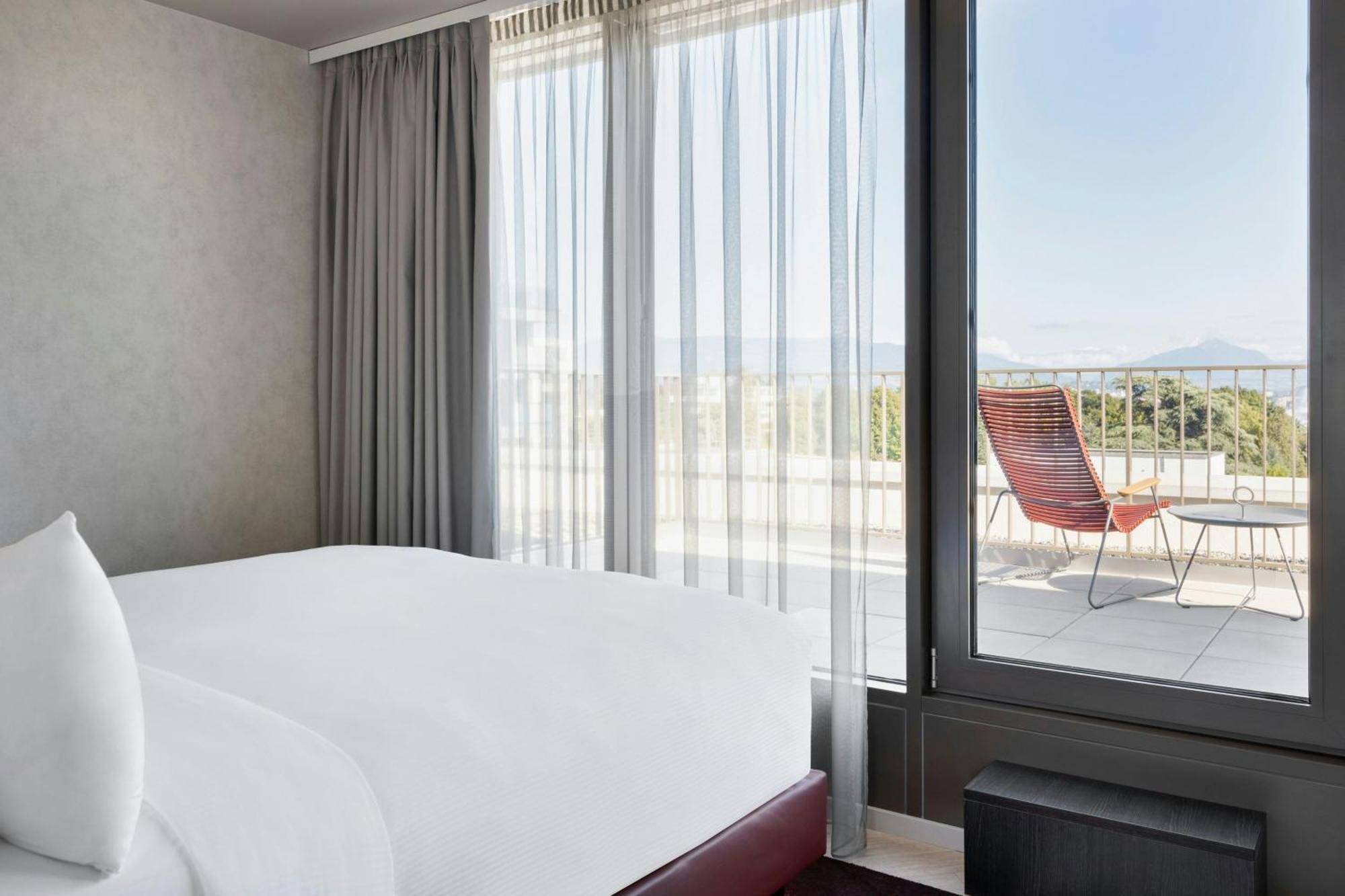 Residence Inn By Marriott Geneva City Nations Esterno foto